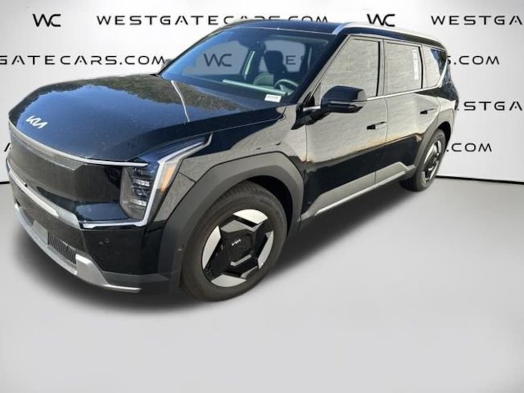New 2026 Kia EV9 Wind SUV