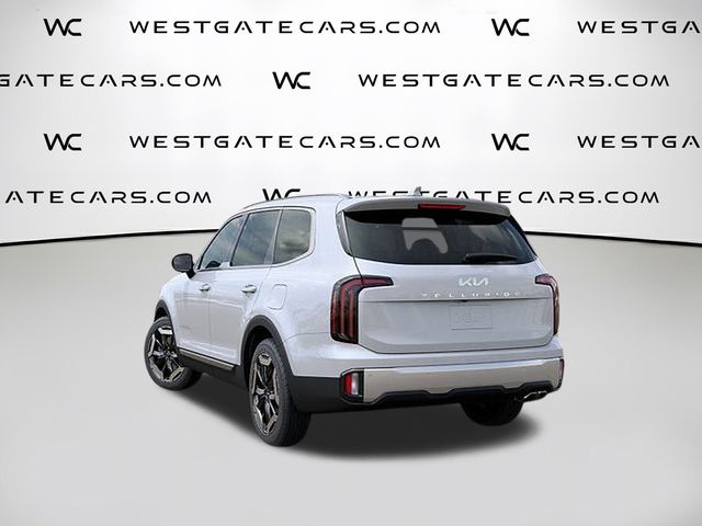 2025 Kia Telluride EX photo 4