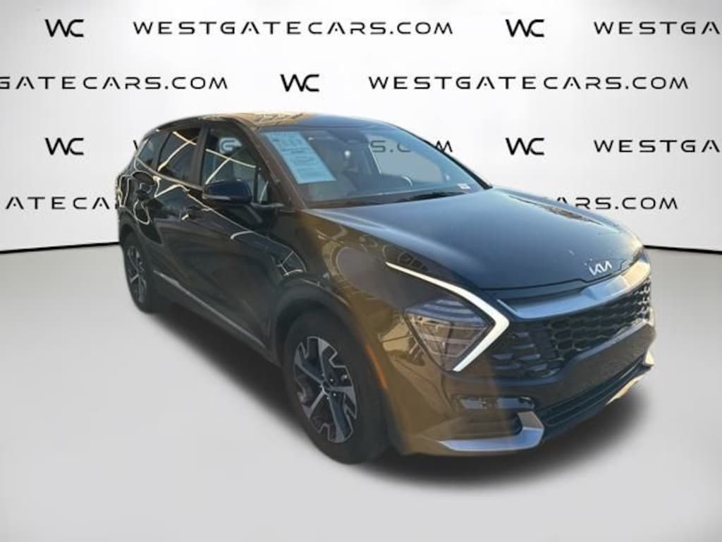 Used 2025 Kia Sportage EX SUV