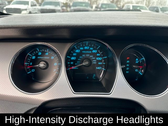 2010 Ford Taurus SHO - Photo 24