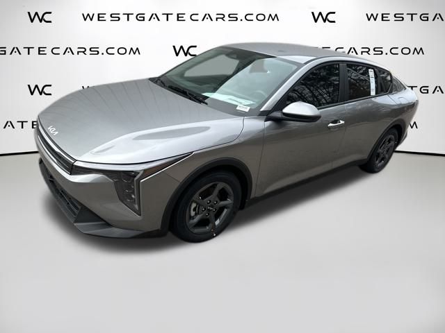 2025 Kia K4 LXS's photo