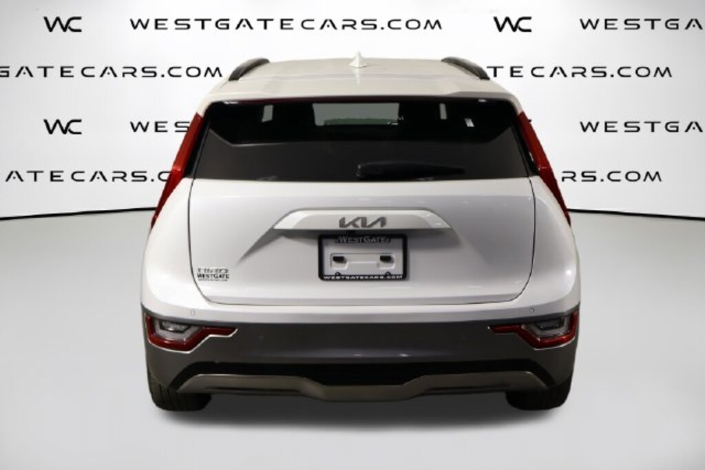 Used 2023 Kia Niro EV Wave SUV