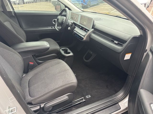 2022 Hyundai Ioniq 5 SE photo 4