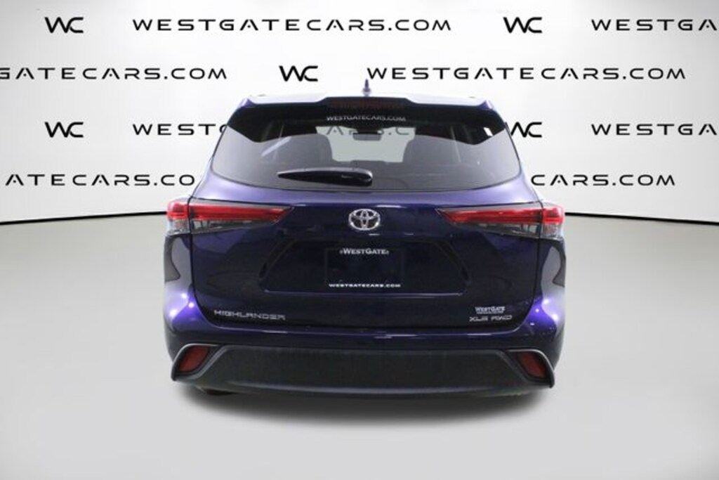 Used 2023 Toyota Highlander XLE SUV