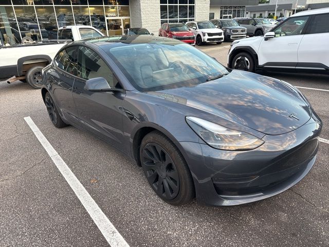 2023 Tesla Model 3 photo 3
