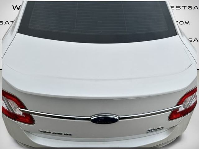 2010 Ford Taurus SHO - Photo 40