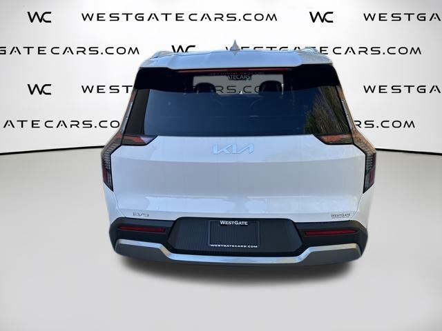 2026 Kia EV9 Wind - Photo 11