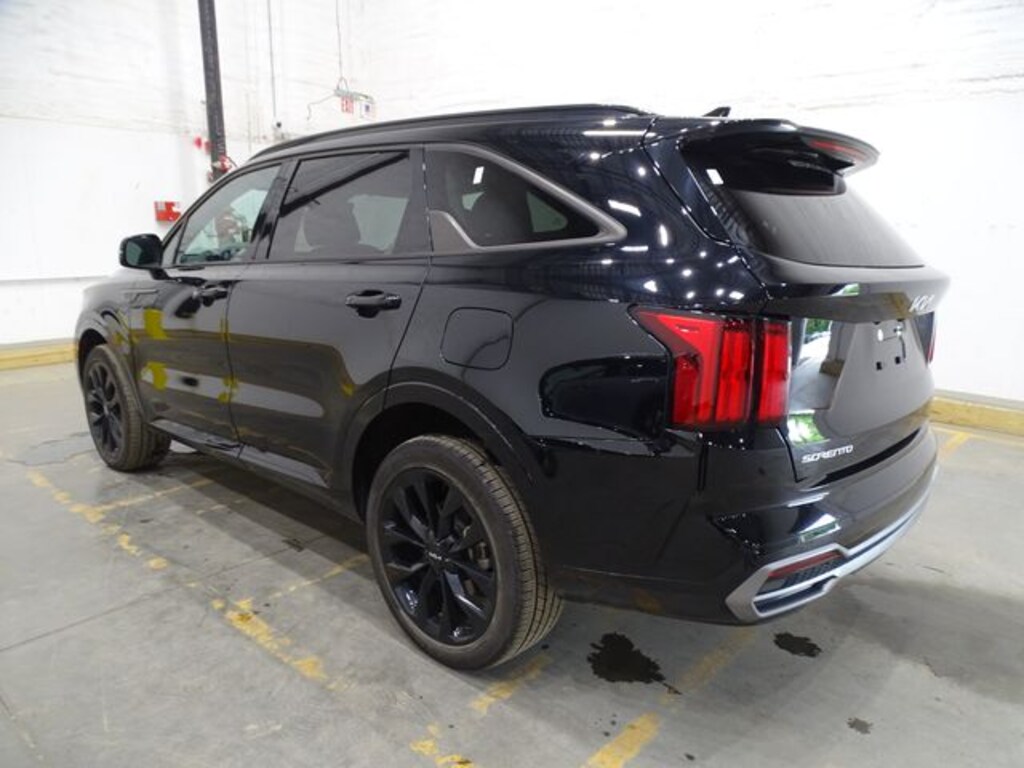 Used 2023 Kia Sorento SX SUV