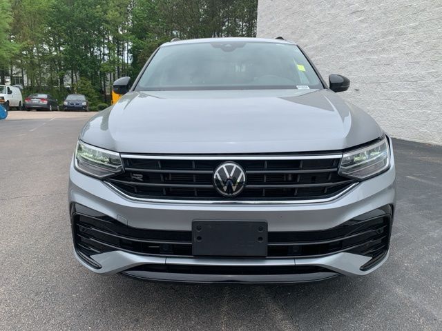 2022 Volkswagen Tiguan SE R-Line Black photo 2