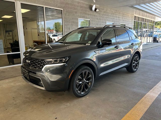 2022 Kia Sorento X-Line SX Prestige photo 2