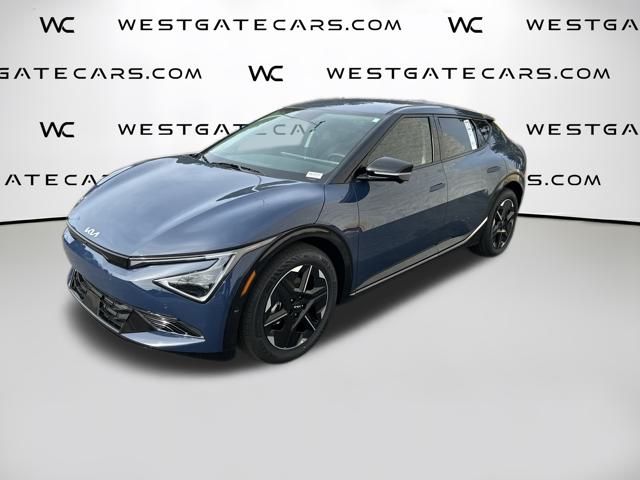 2025 Kia EV6 Wind's photo