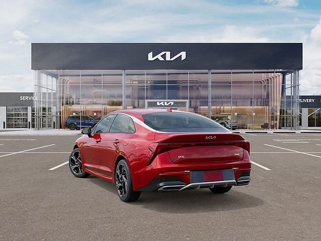 2026 Kia K5 GT-Line photo 4