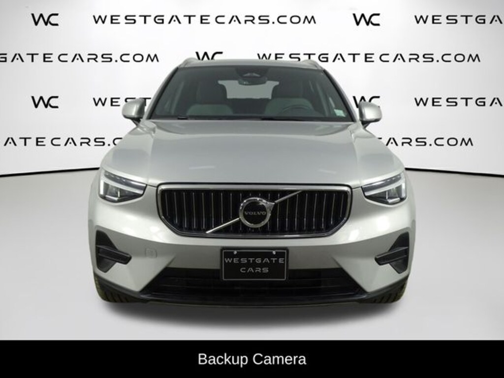 Used 2025 Volvo XC40 B5 Core Bright Theme SUV