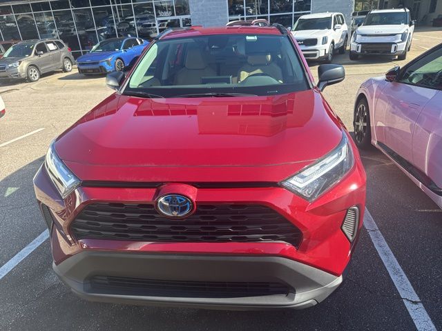 2024 Toyota RAV4 Hybrid LE photo 2