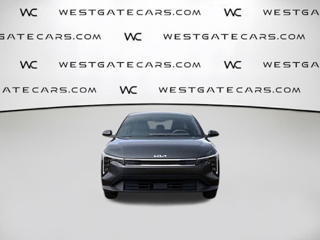 New 2025 Kia K4 LXS Sedan