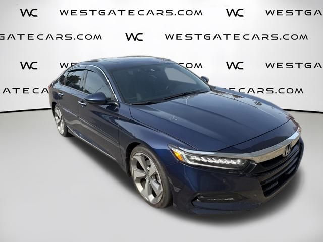 2018 Honda Accord Touring 2.0T photo 3