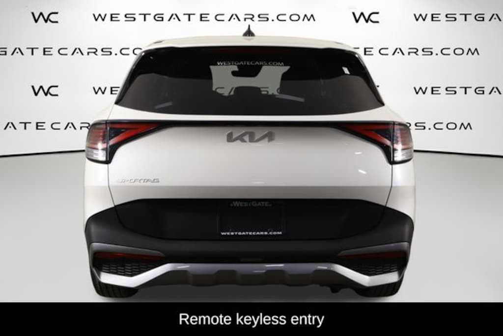 Used 2023 Kia Sportage LX SUV