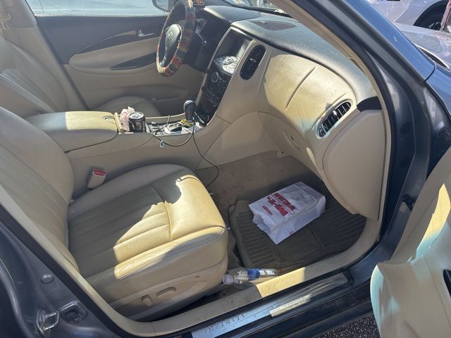 2017 Infiniti QX50 Base photo 3