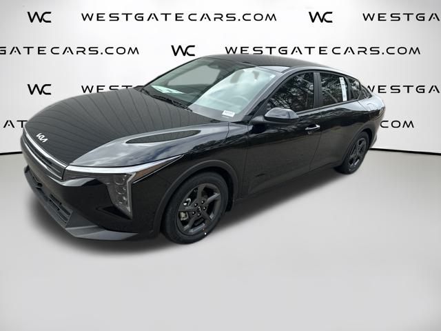 2025 Kia K4 LXS's photo