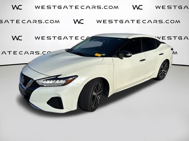 2021 Nissan Maxima SV's photo