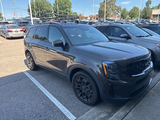 2022 Kia Telluride EX photo 3