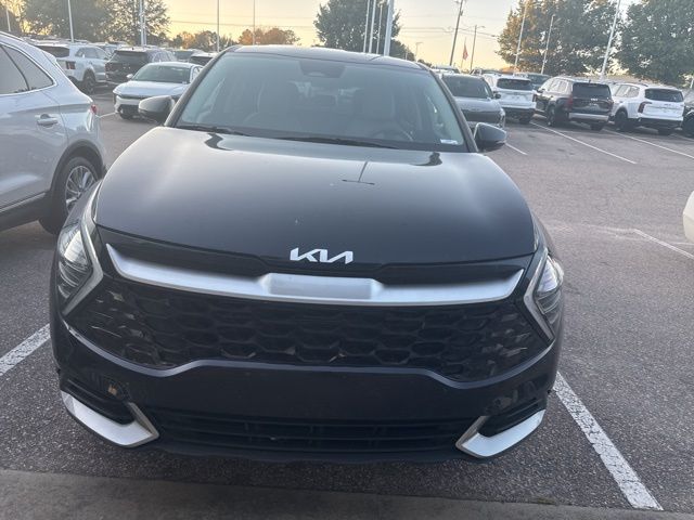 2025 Kia Sportage EX photo 2