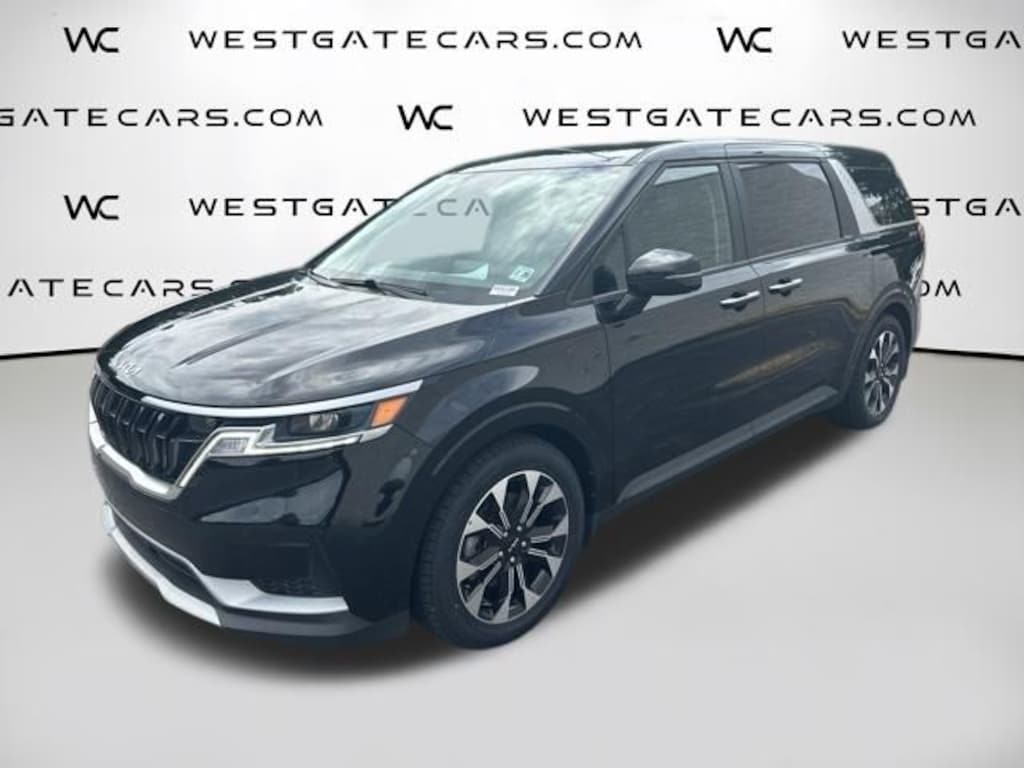 Certified 2022 Kia Carnival EX MPV