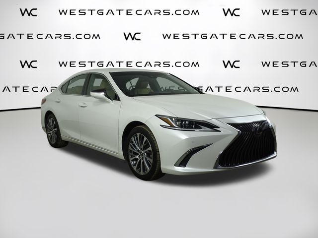 2019 Lexus ES 350's photo