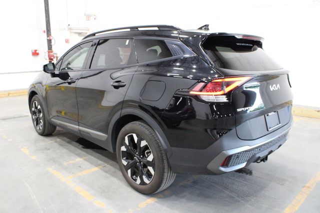 2023 Kia Sportage X-Line photo 2