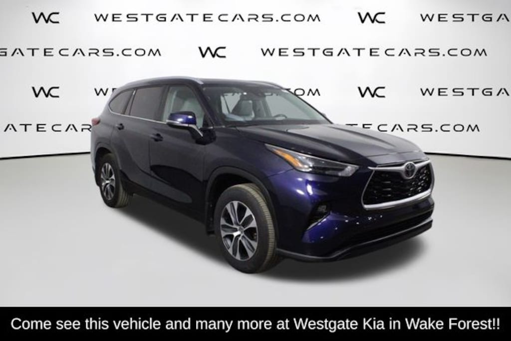 Used 2023 Toyota Highlander XLE SUV