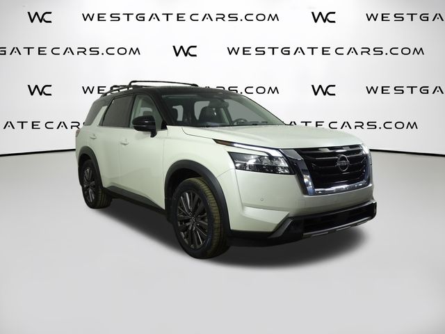 2022 Nissan Pathfinder SL's photo