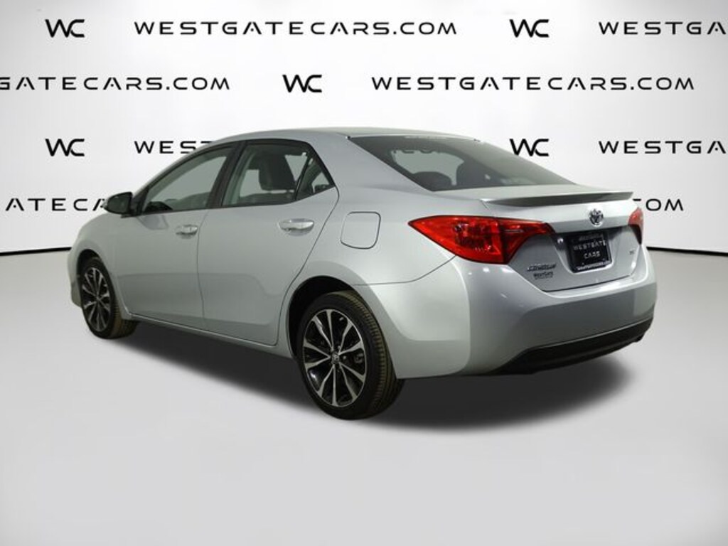 Used 2017 Toyota Corolla SE Sedan