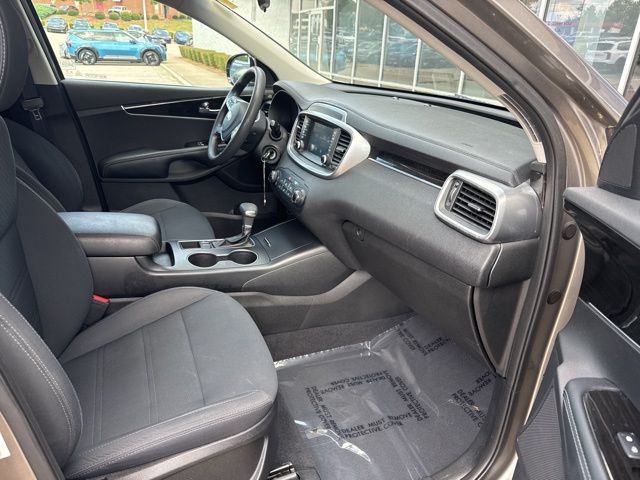 2019 Kia Sorento LX photo 4
