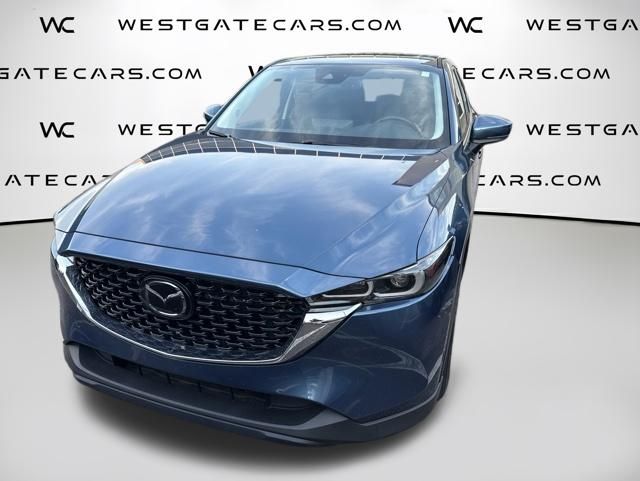 2023 Mazda CX-5 S Preferred package Auto AWD's photo