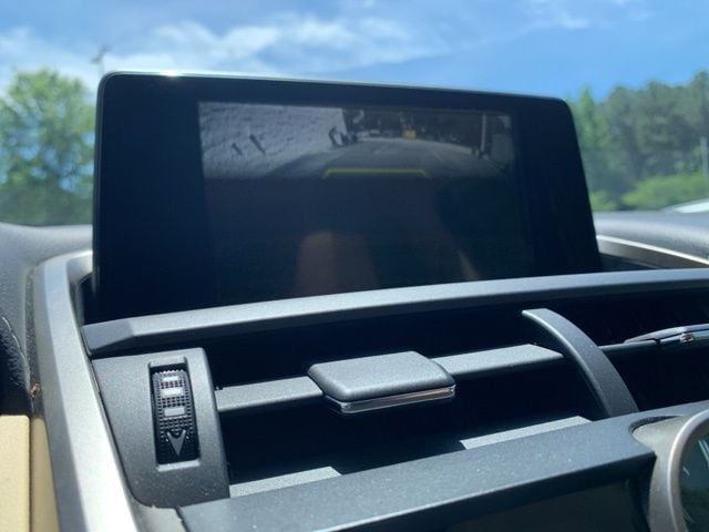 2020 Lexus NX 300 - Photo 36