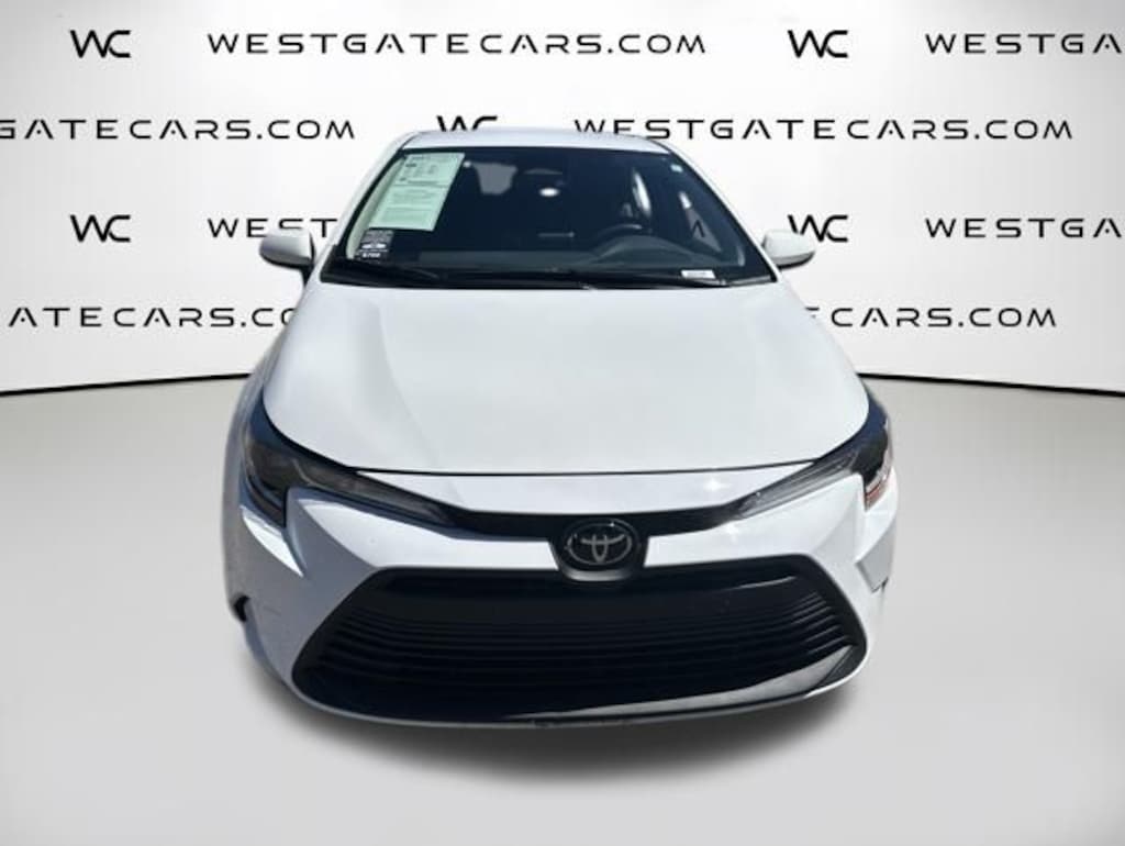 Used 2025 Toyota Corolla LE Sedan