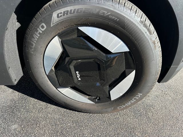 2026 Kia EV9 Light - Photo 37
