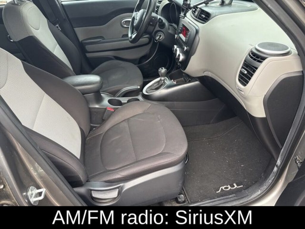 Used 2015 Kia Soul Base FWD Hatchback