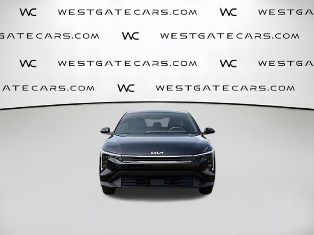 New 2025 Kia K4 LXS Sedan