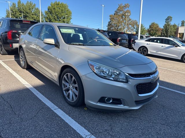 2015 Chevrolet Malibu 2LT photo 3
