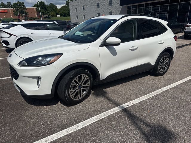 2020 Ford Escape SEL photo 2