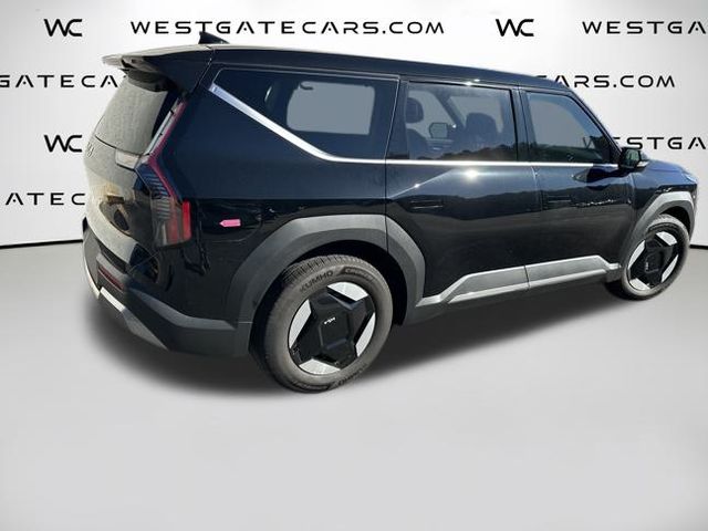 2026 Kia EV9 Light - Photo 30