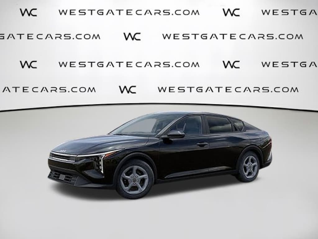 New 2025 Kia K4 LXS Sedan