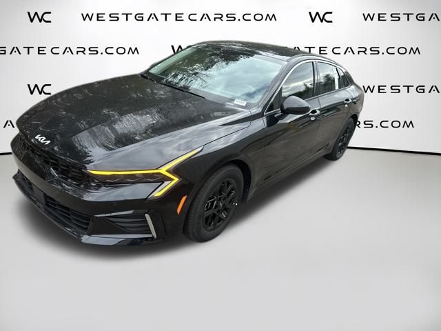2026 Kia K5 LXS's photo