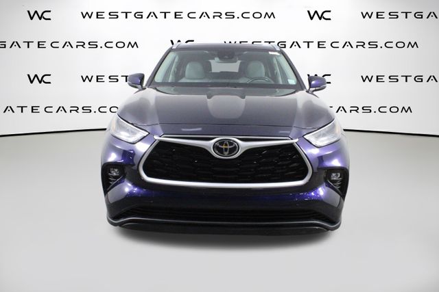 2023 Toyota Highlander XLE photo 2