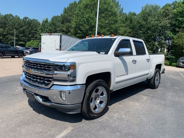 2017 Chevrolet Silverado 1500 LTZ photo 3
