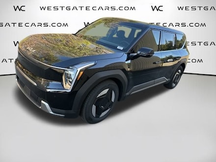 2026 Kia EV9 Light Long Range SUV