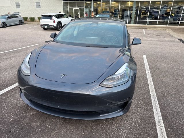 2023 Tesla Model 3 photo 2