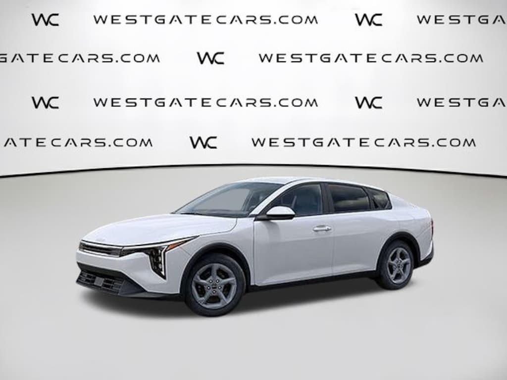 New 2025 Kia K4 LXS Sedan