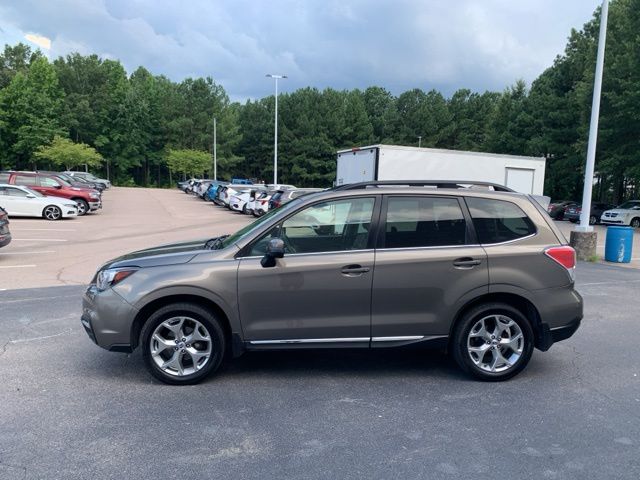 2017 Subaru Forester 2.5i Touring photo 4
